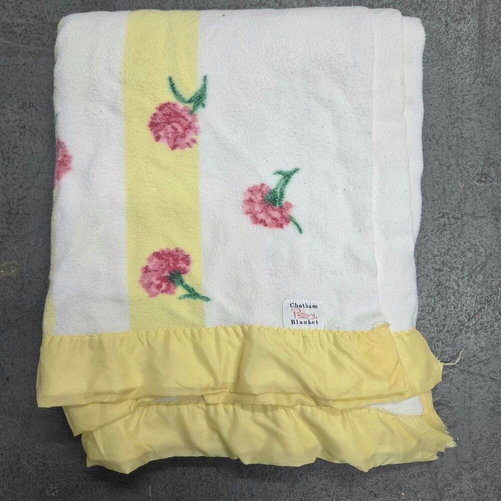 Vintage Chatham Purrey Blanket Yellow Stripe Pink Moss Rose Ruffel Border Worn